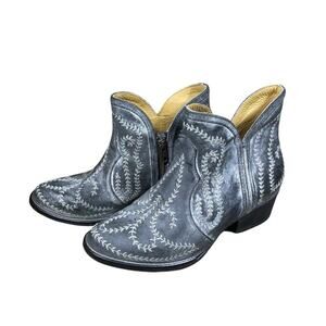 Sterling River Rustic Gray Embroidered Leather Ankle Booties - 9